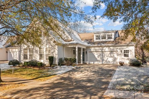 A home in Huntersville