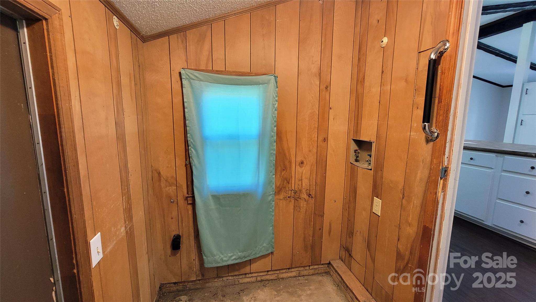 Raintree - Residential