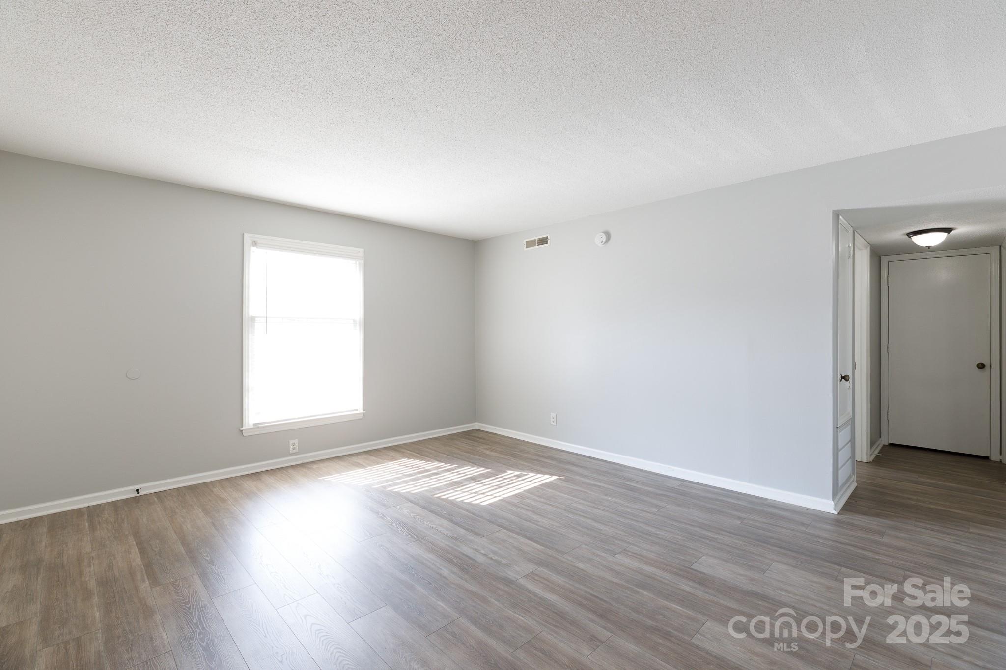 Tall Oaks - Residential