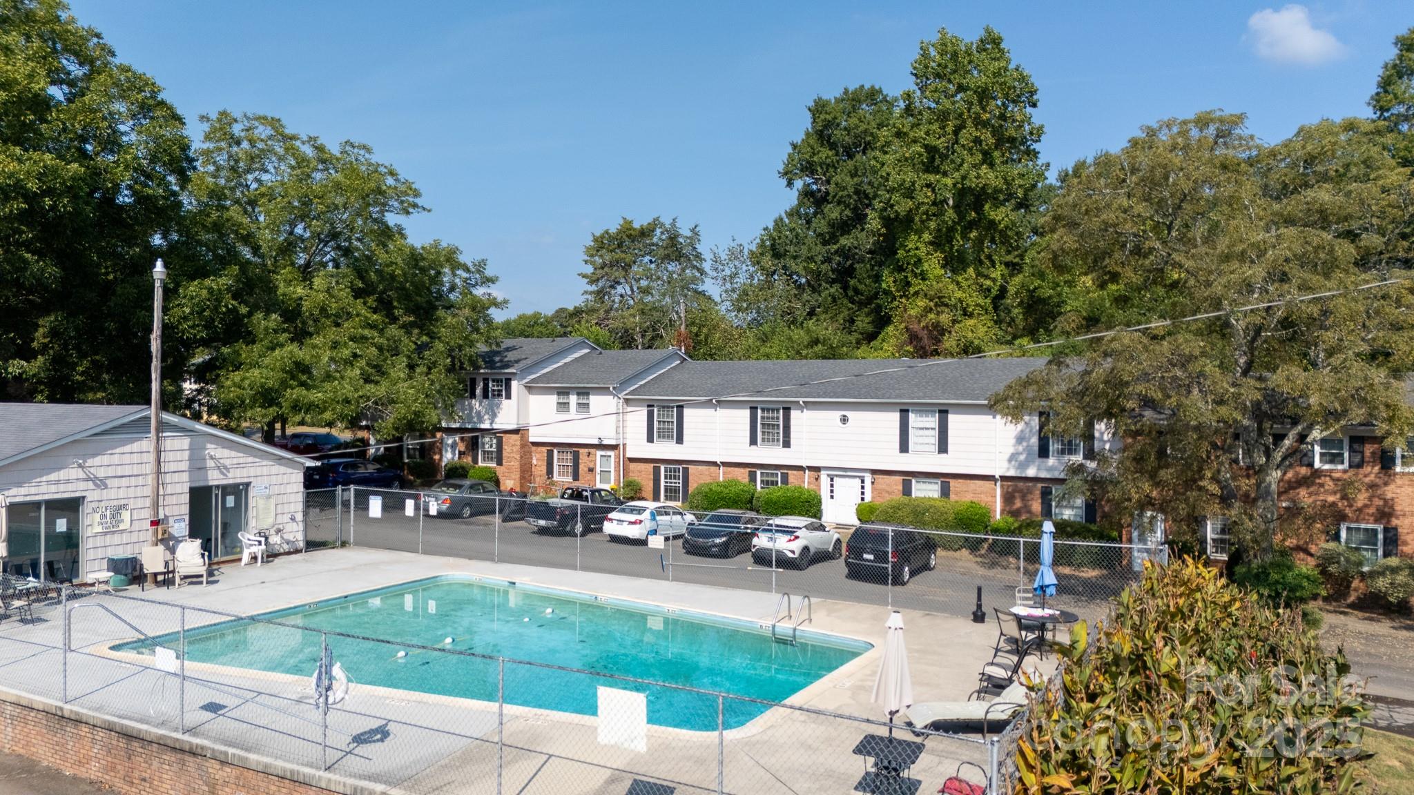 Tall Oaks - Residential