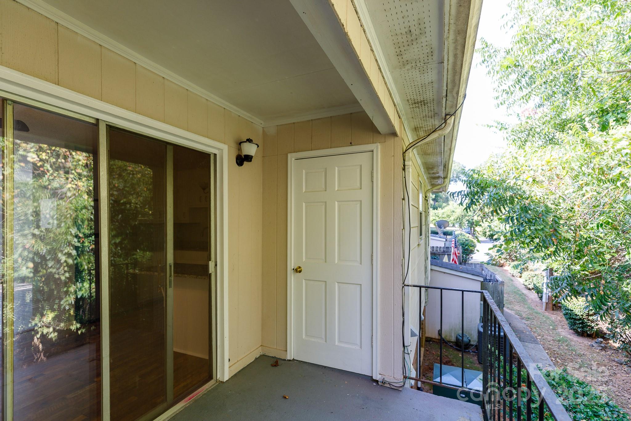 Tall Oaks - Residential