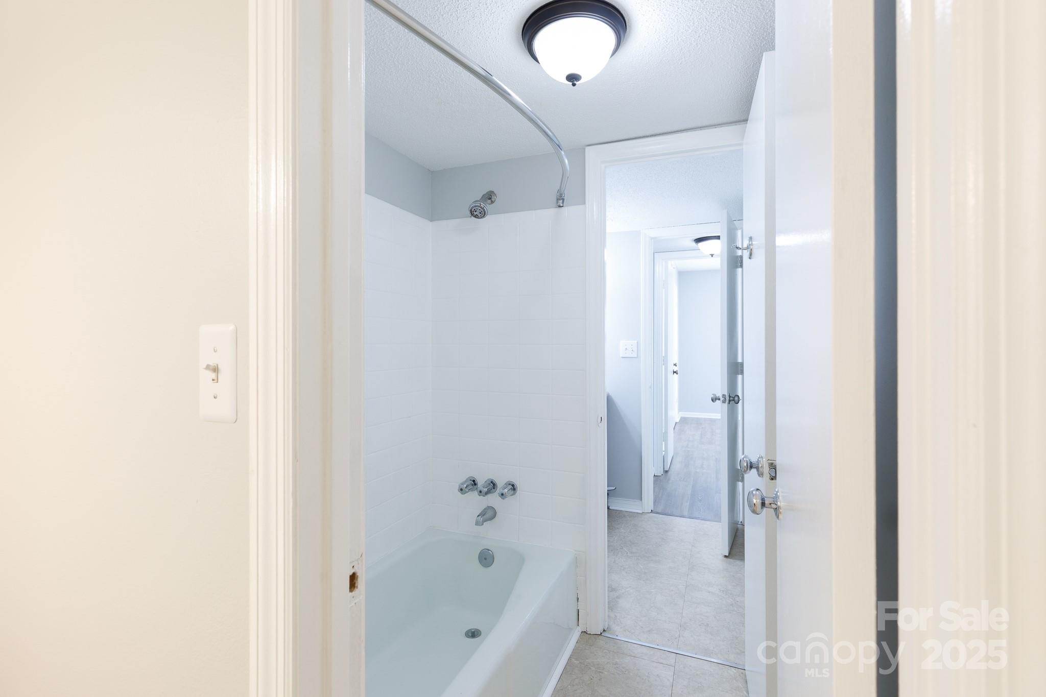 Tall Oaks - Residential