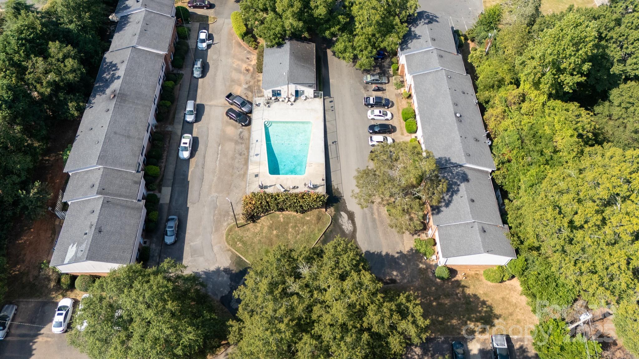 Tall Oaks - Residential