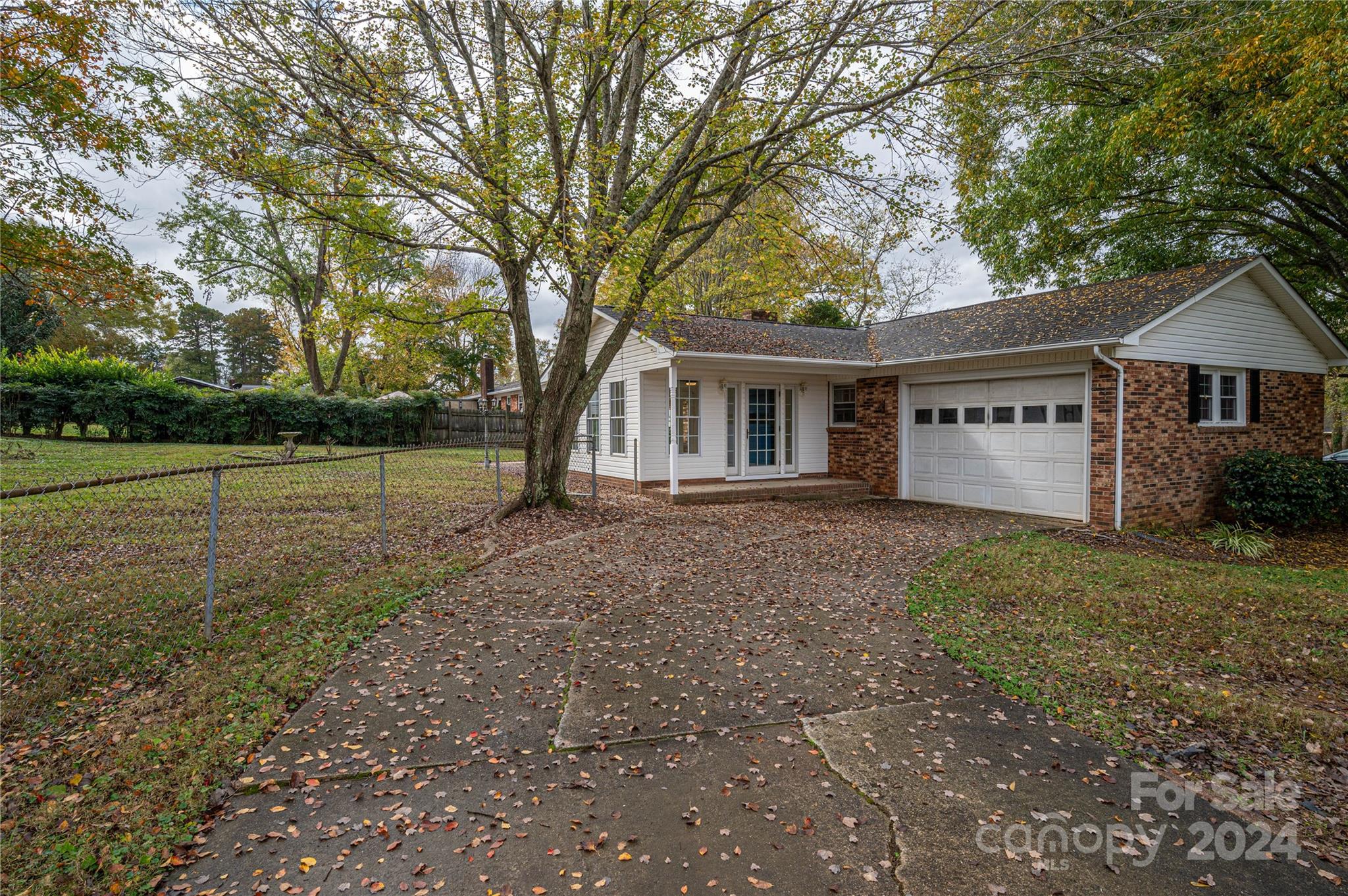 Leewood Acres - Residential