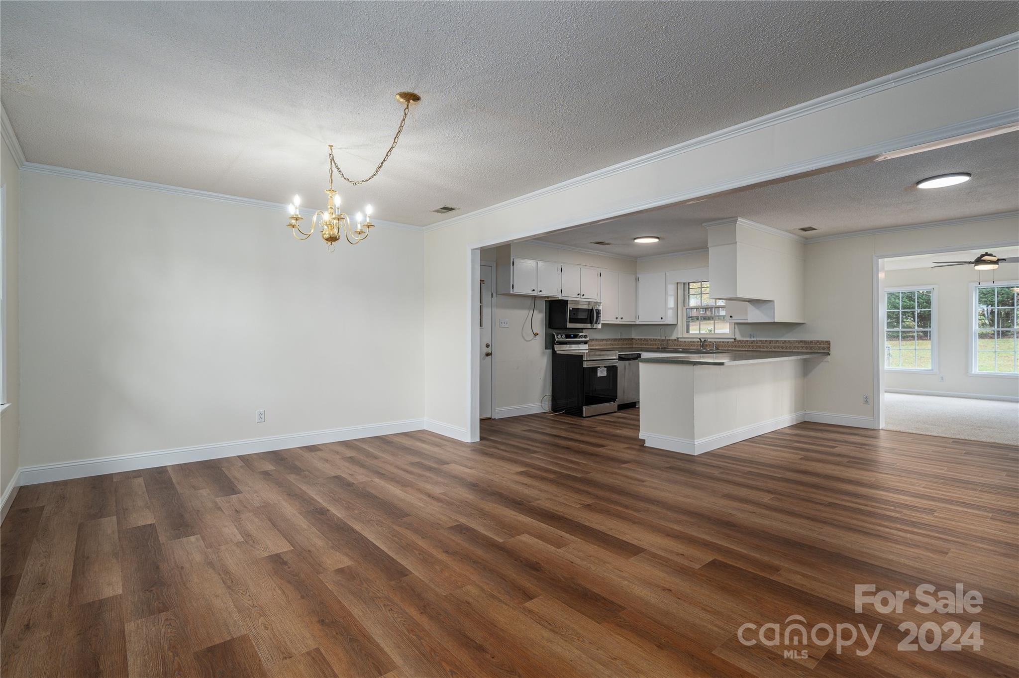 Leewood Acres - Residential