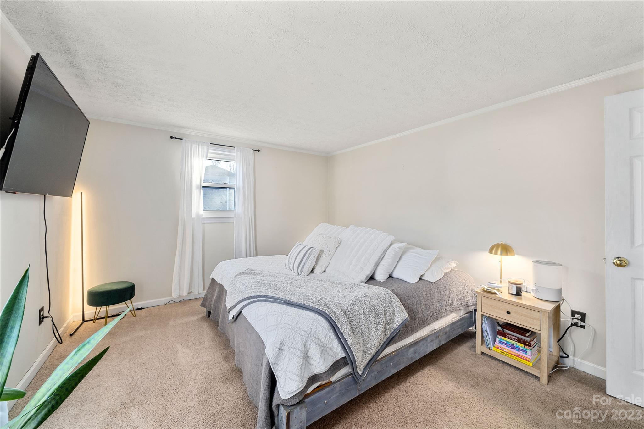 Crystal View - Residential