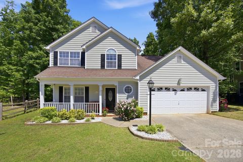 Photo of 3514 Brooktree Lane, Indian Trail, NC 28079 (MLS # 4371815)