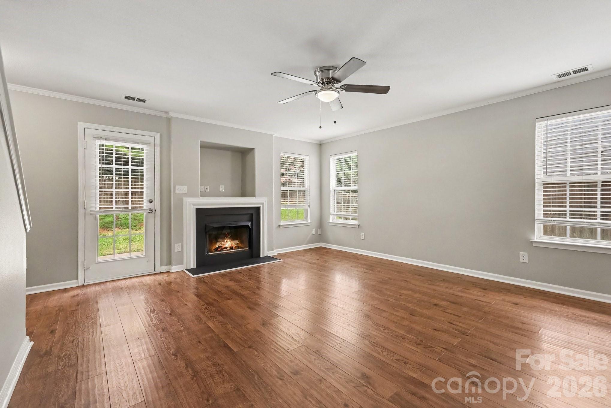 2877 Oasis Lane