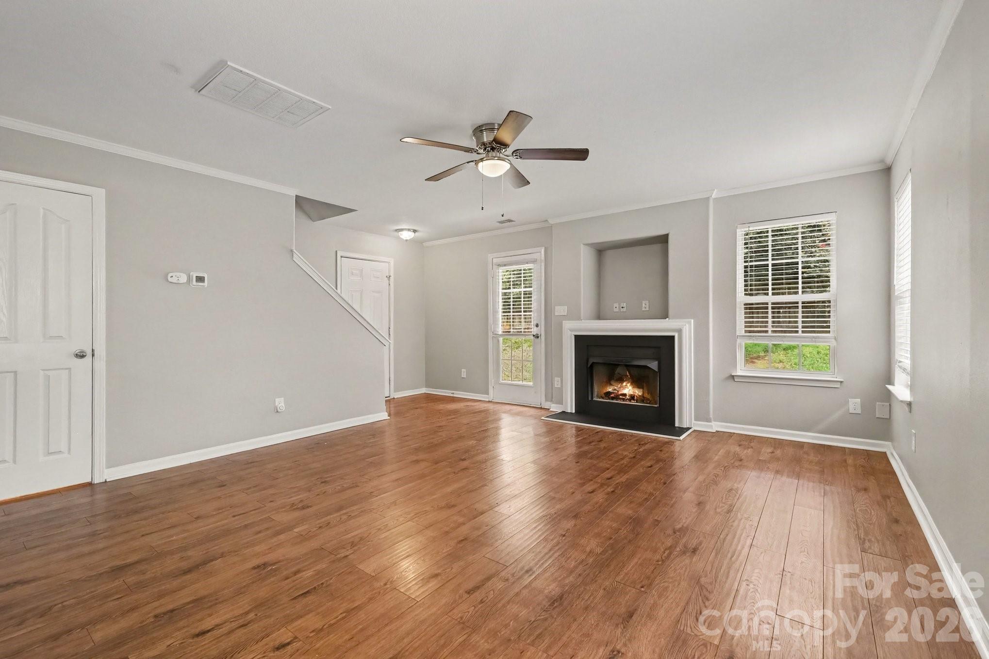 2877 Oasis Lane