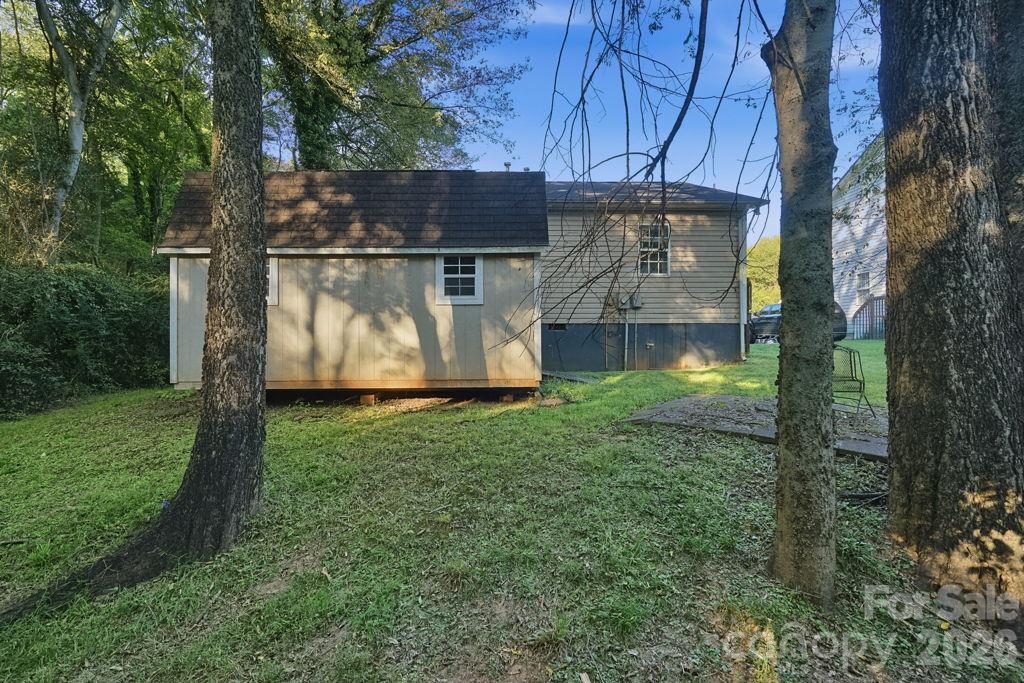 820 Blackwelder Drive