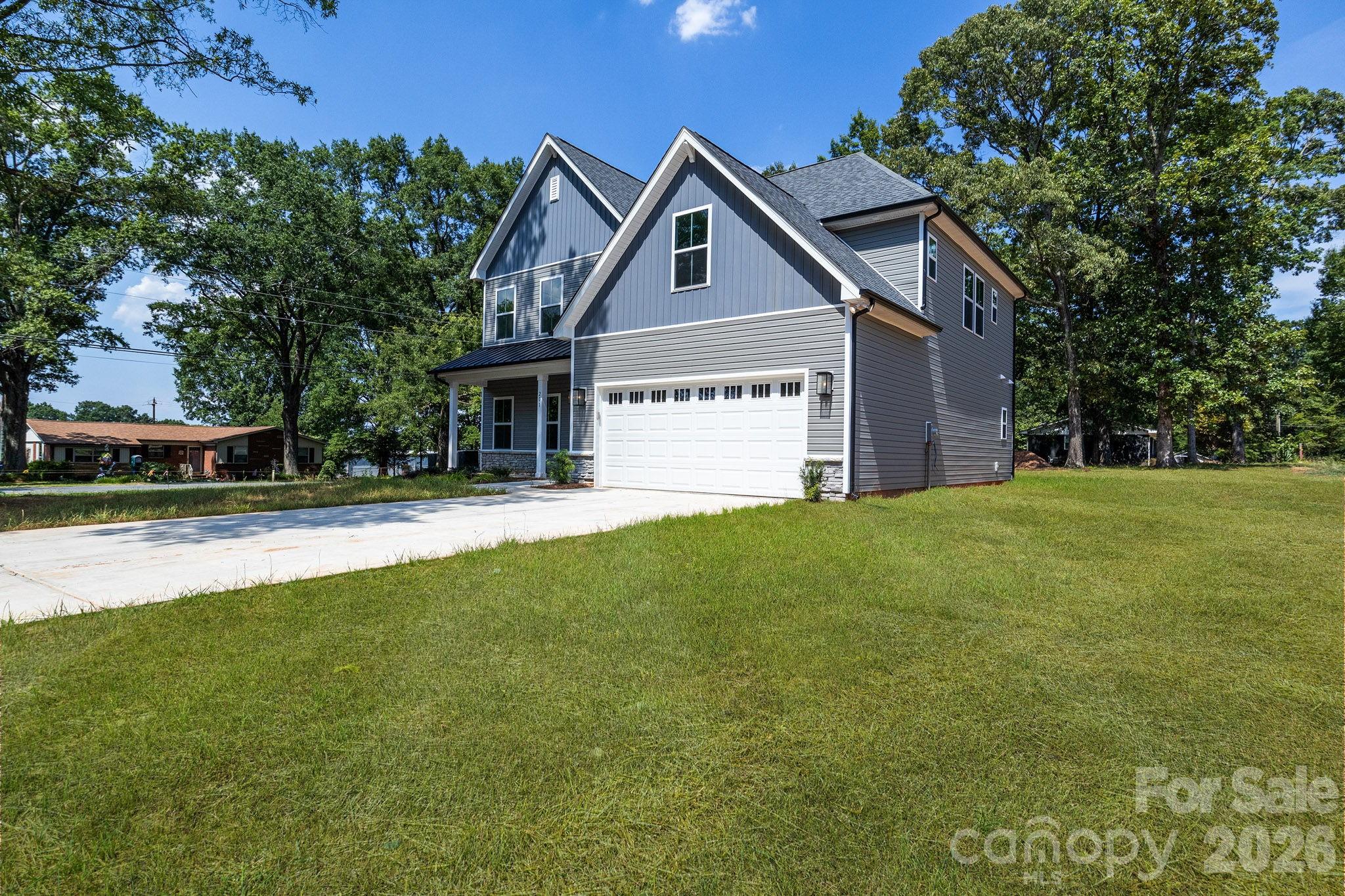 201 Henderson Circle