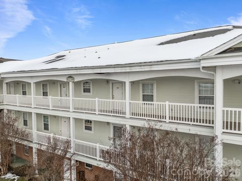 9285 Meadow Vista Road Charlotte NC 28213