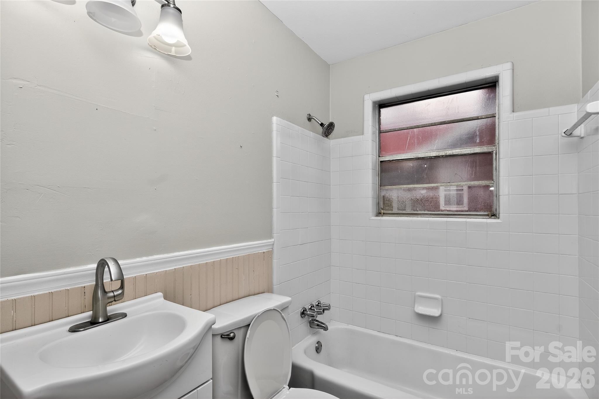 Wesley Heights - Residential Income