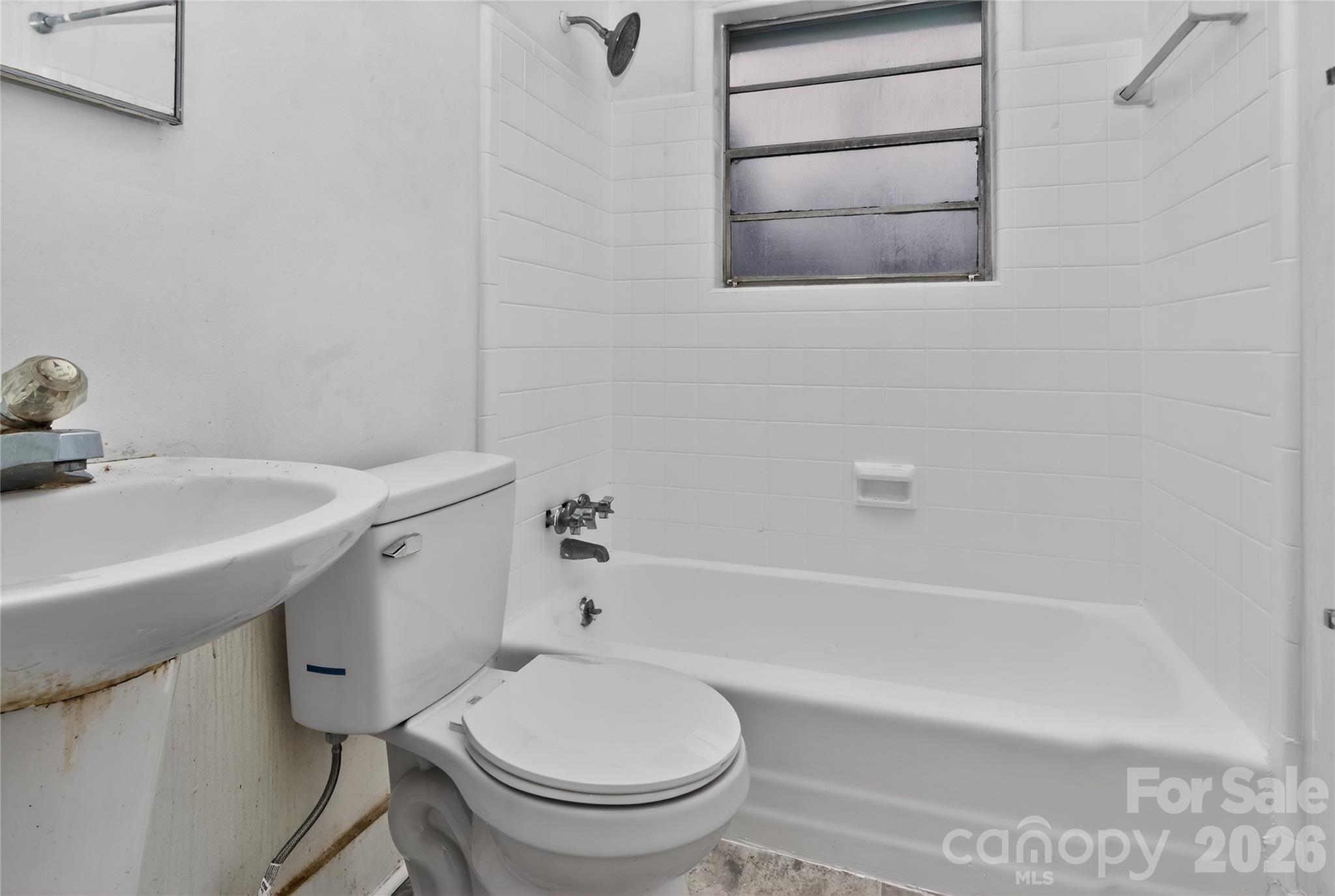 Wesley Heights - Residential Income