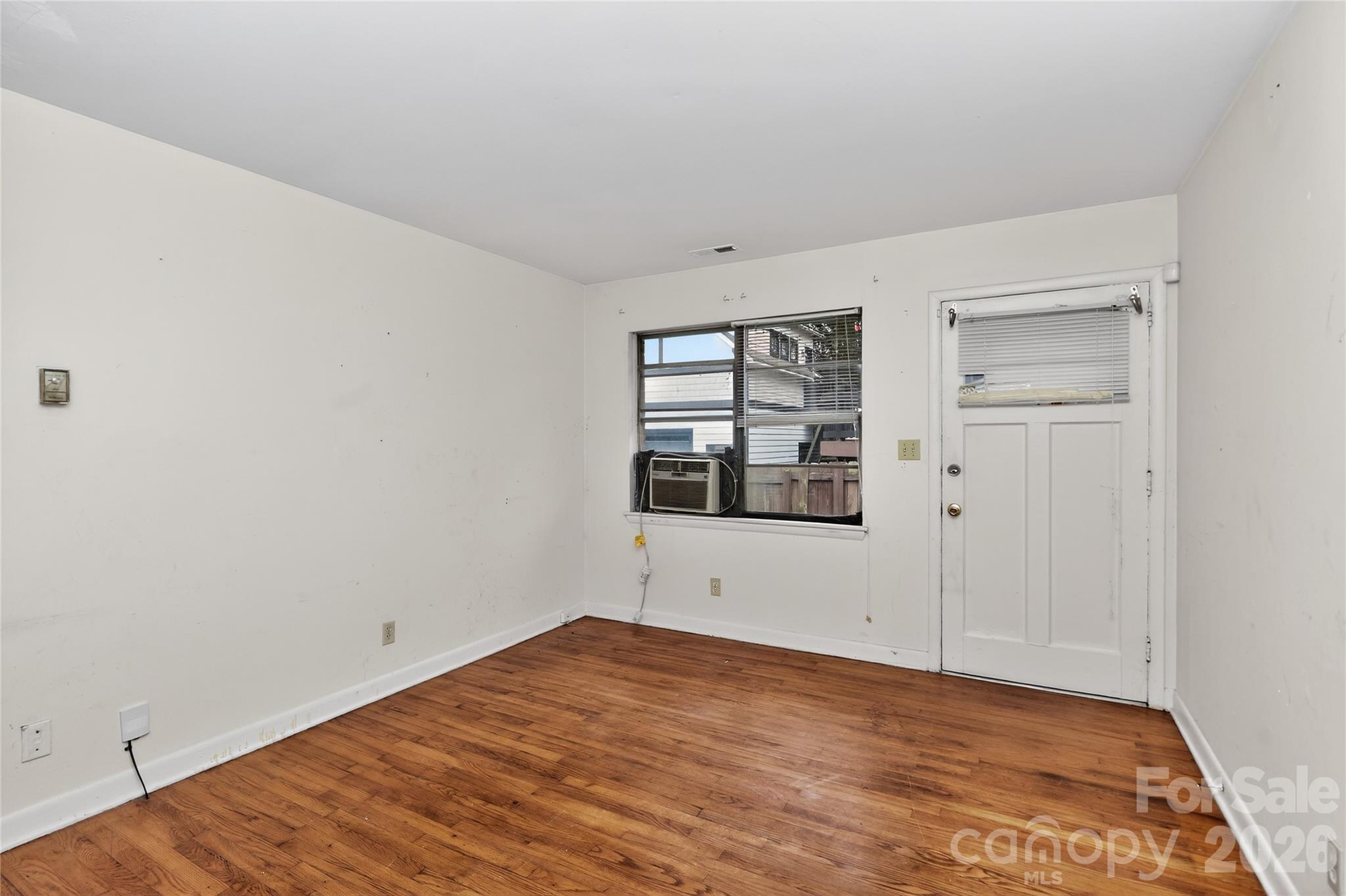 Wesley Heights - Residential Income