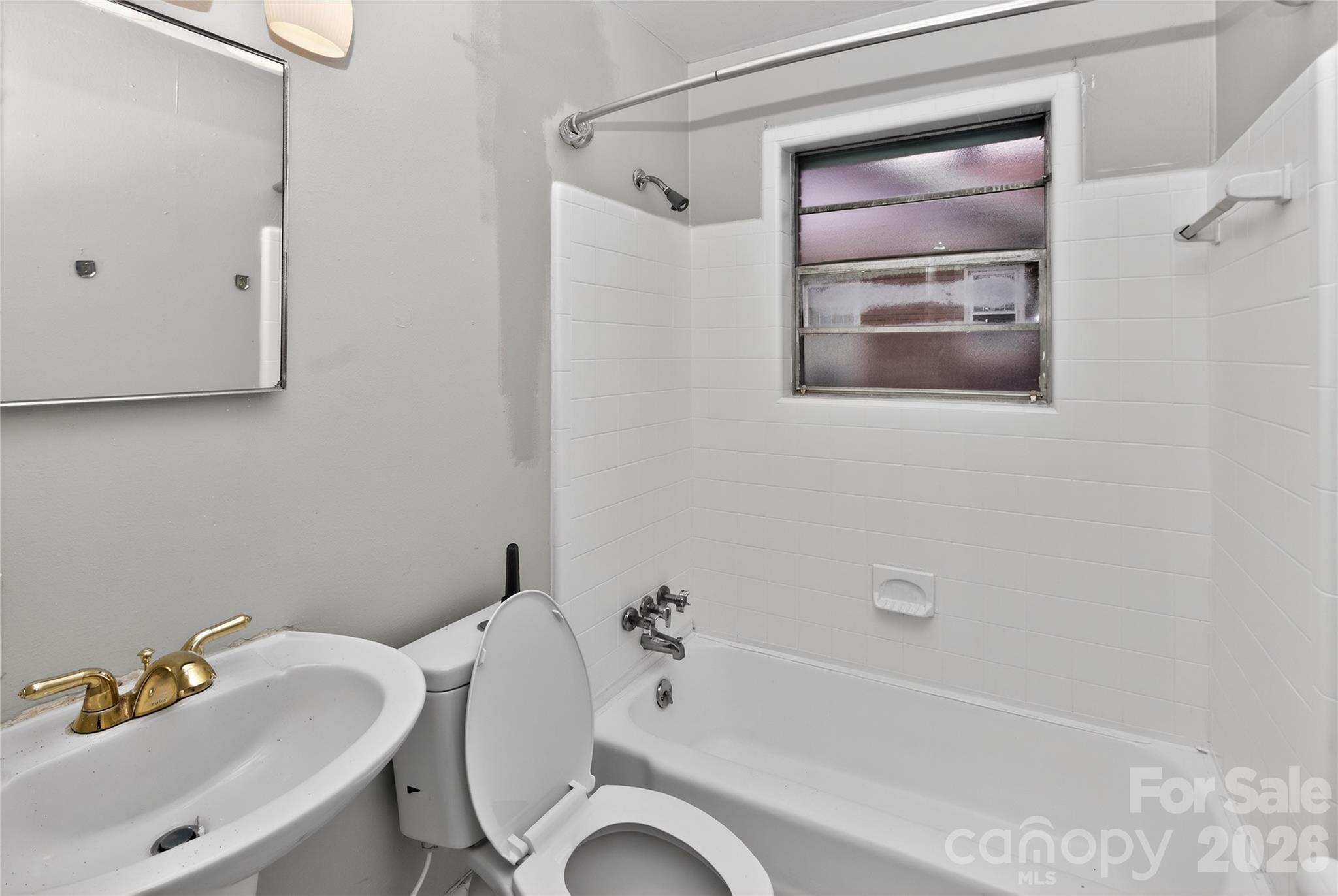 Wesley Heights - Residential Income