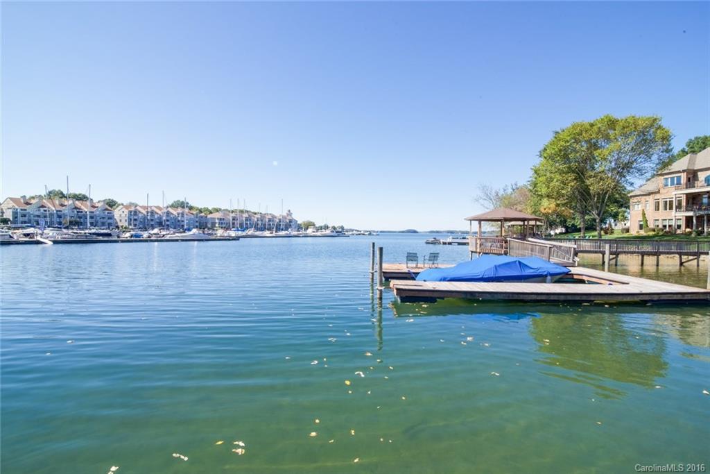 Bluff Point - Residential