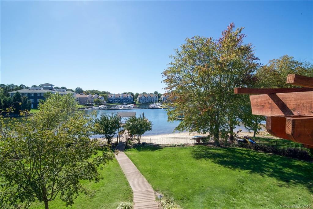 Bluff Point - Residential