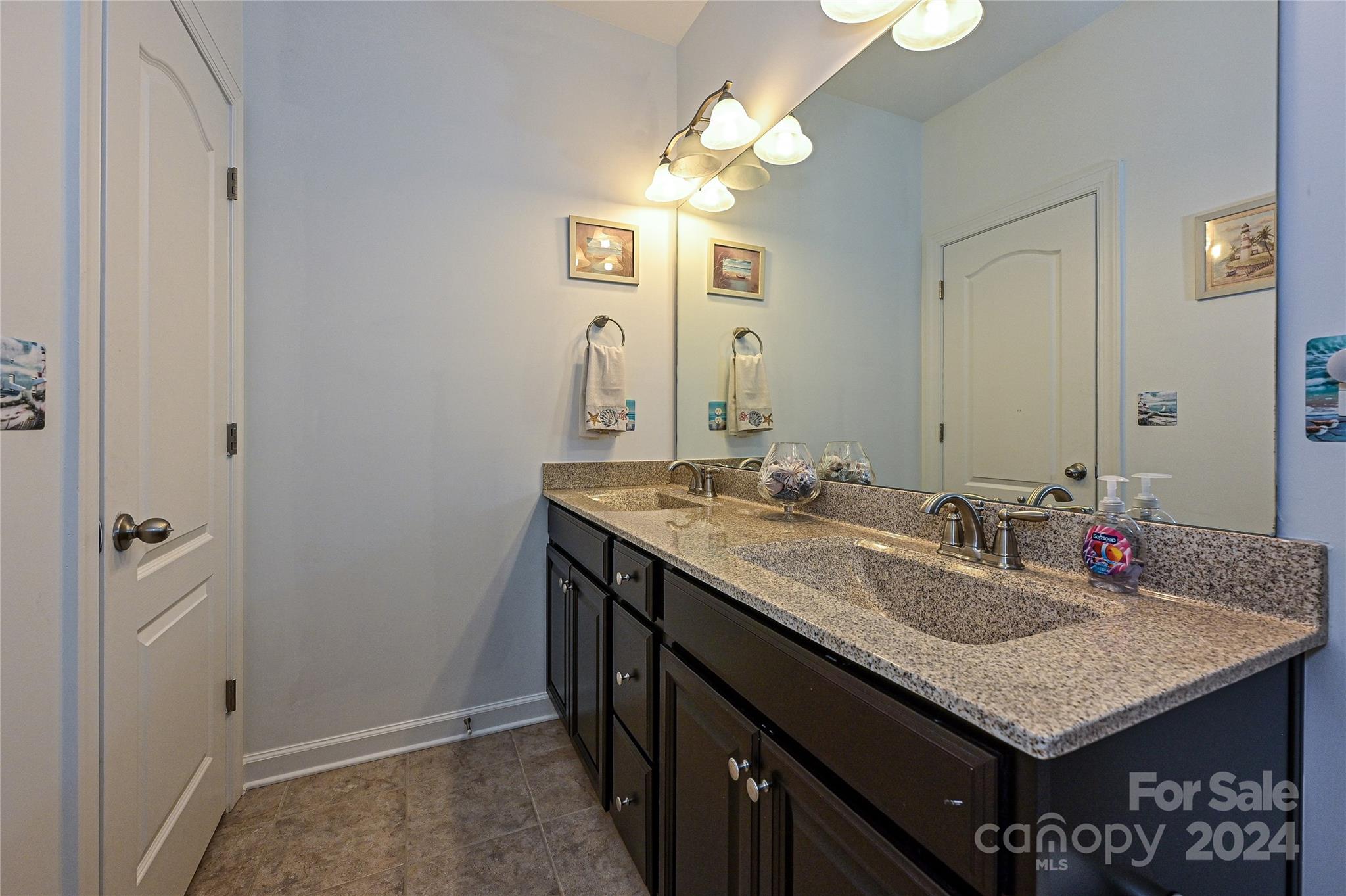 Treetops At Cowans Ford - Residential