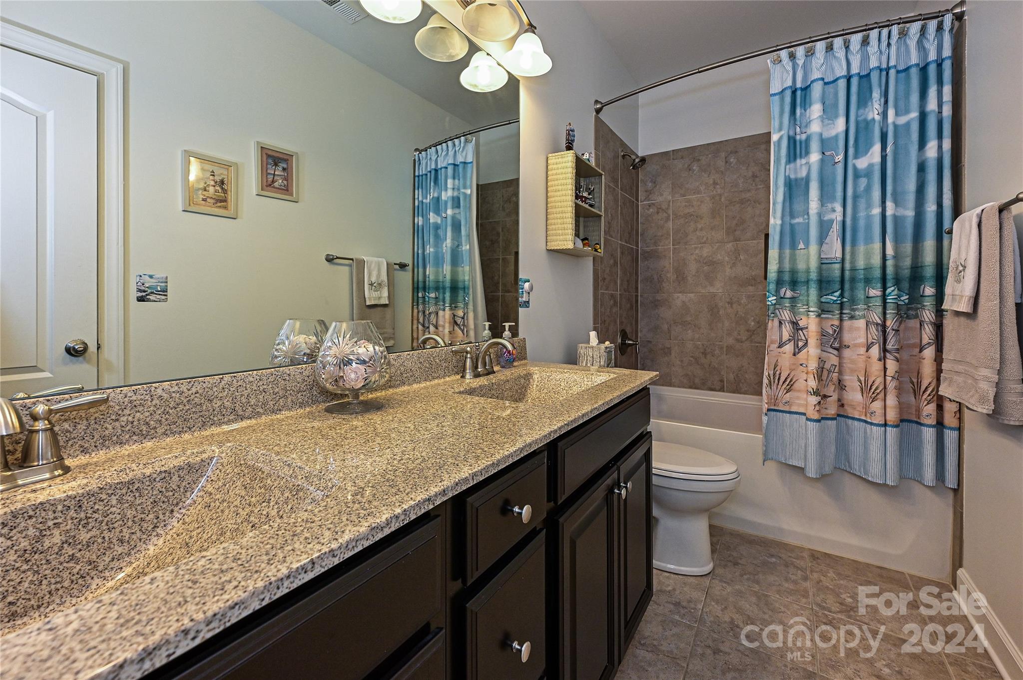 Treetops At Cowans Ford - Residential