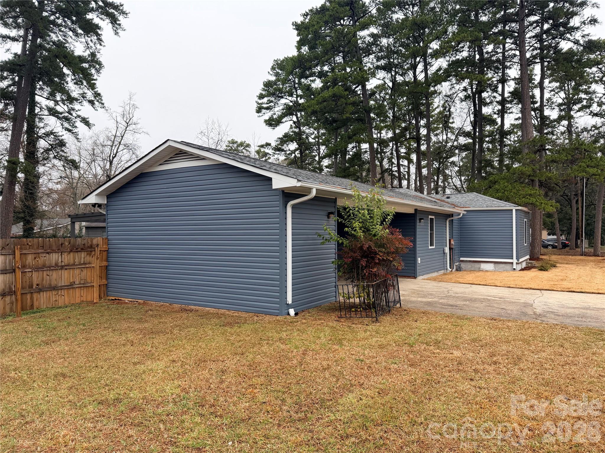 301 S Merritt Avenue