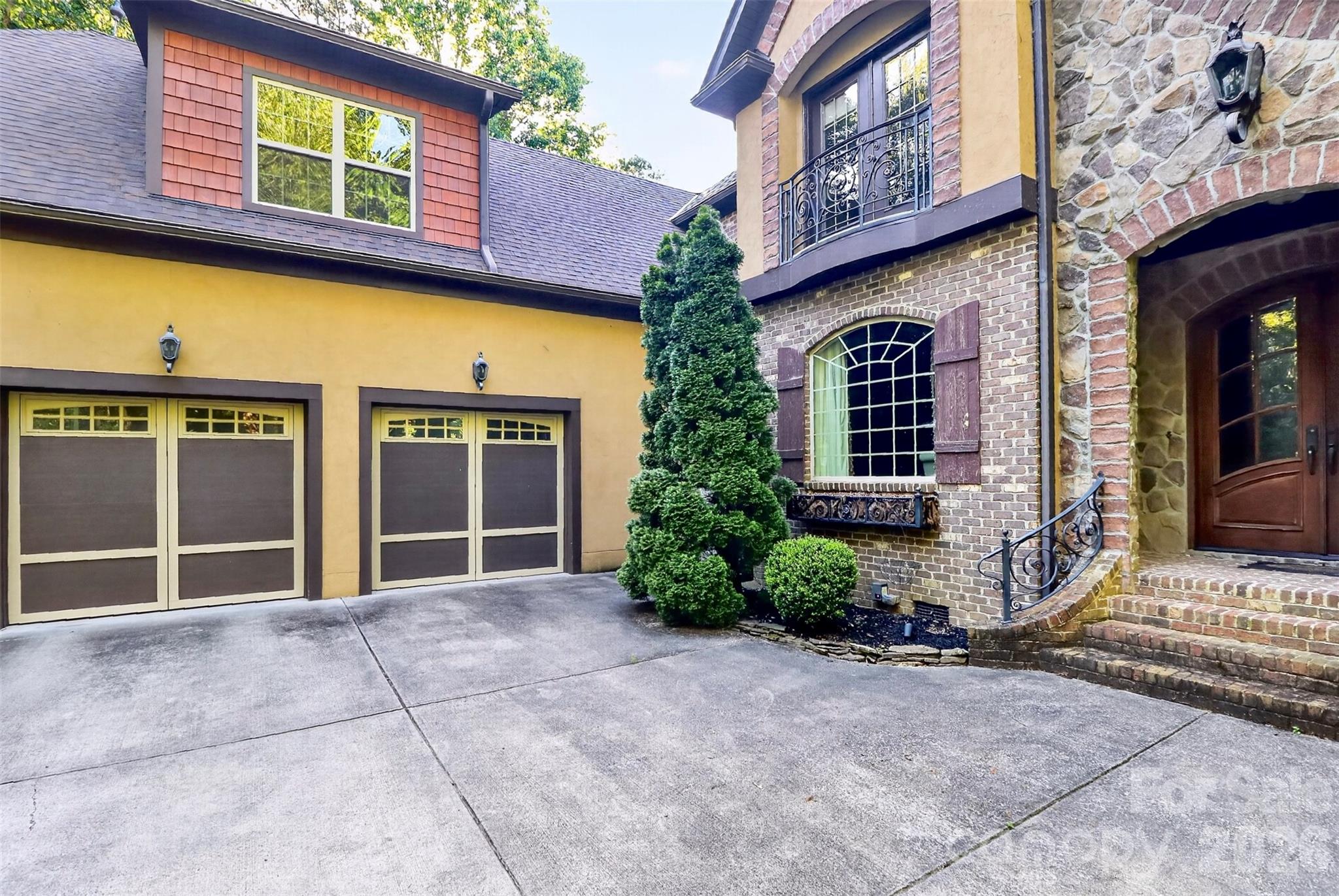 6031 Greystone Drive