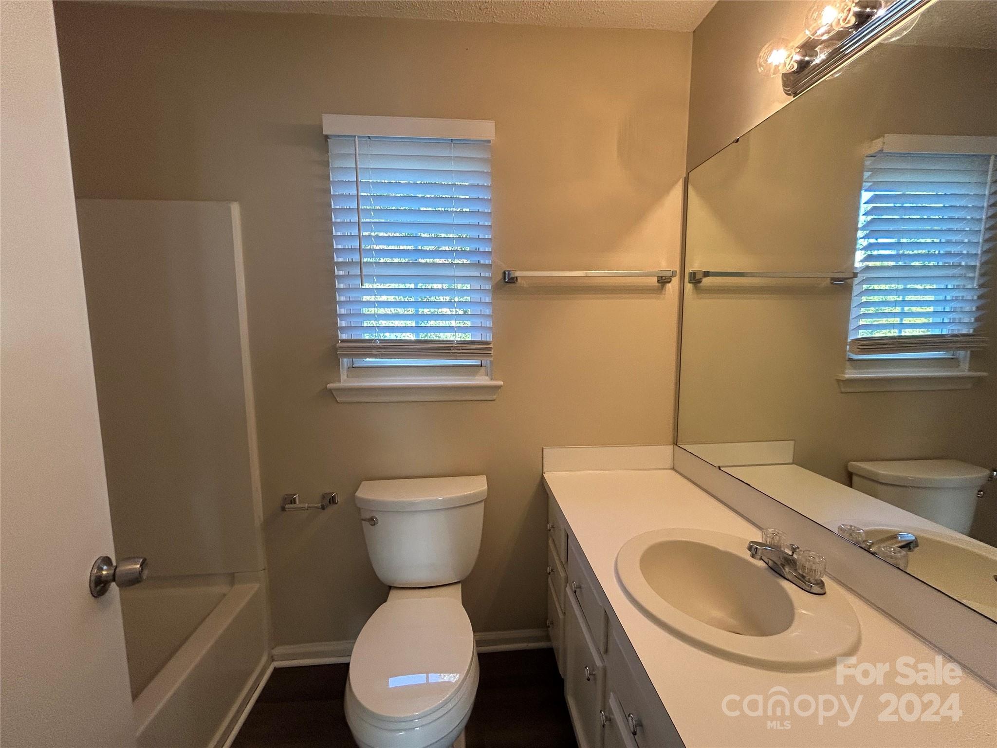 Martin Lakes - Residential