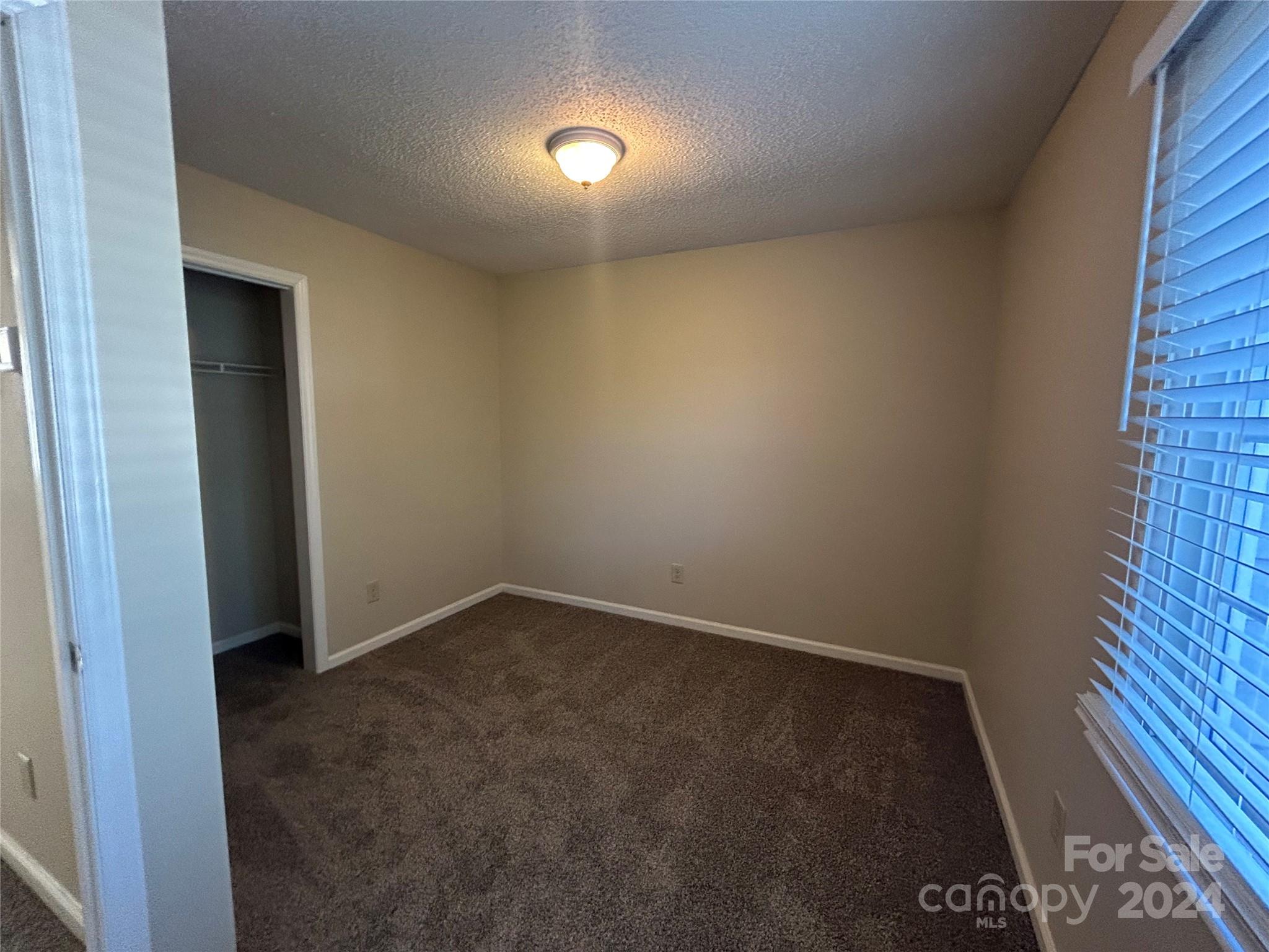 Martin Lakes - Residential