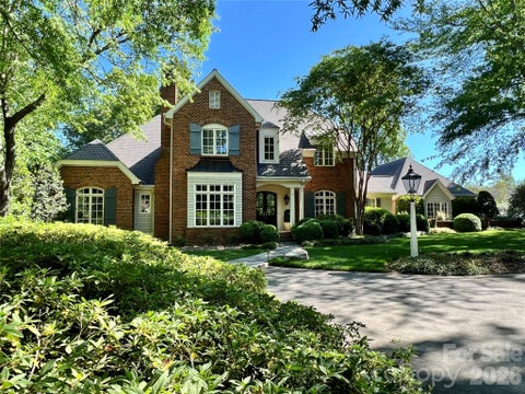 Photo of 505 Muirfield Drive, Albemarle, NC 28001 (MLS # 4424334)