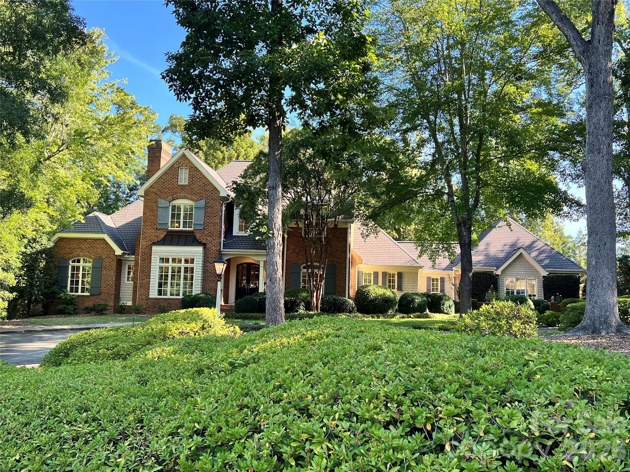 505 Muirfield Drive
