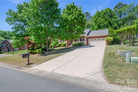10713 Ridge Acres Road Charlotte NC 28214