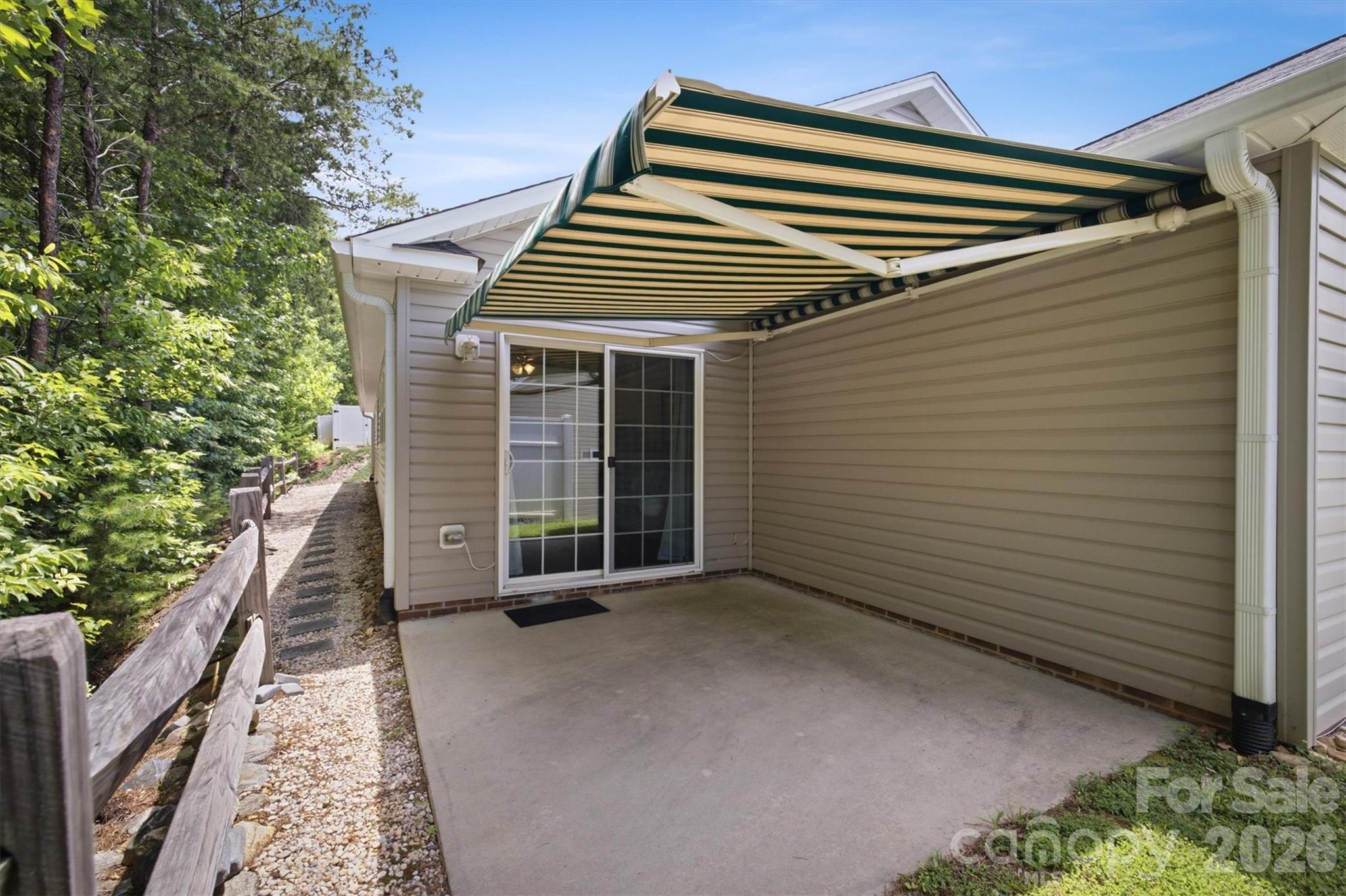 122 Lady Slipper Lane SW