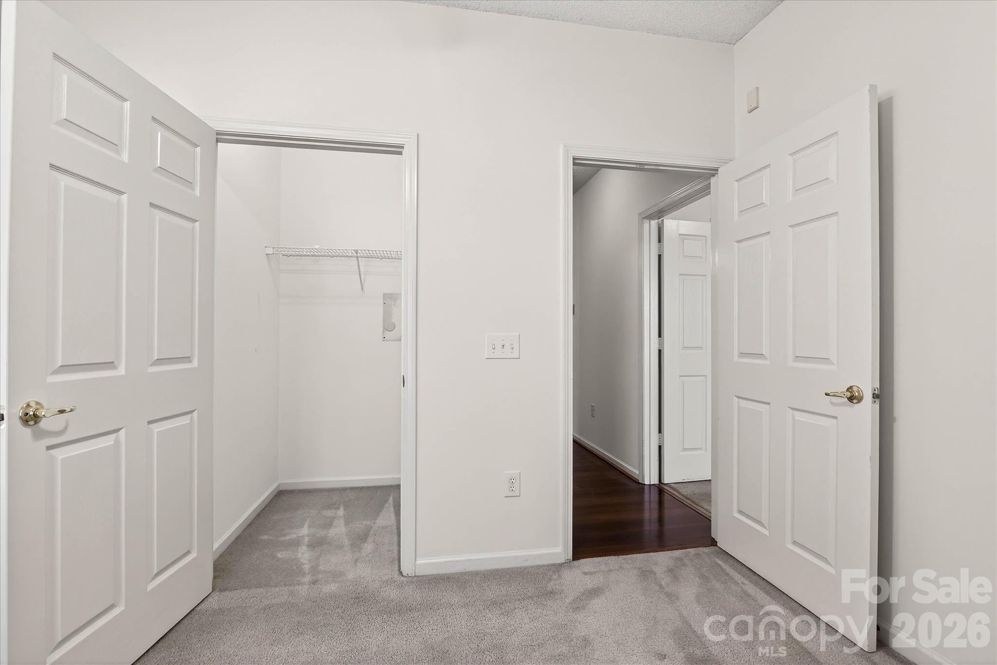 Huntington Ridge - Residential