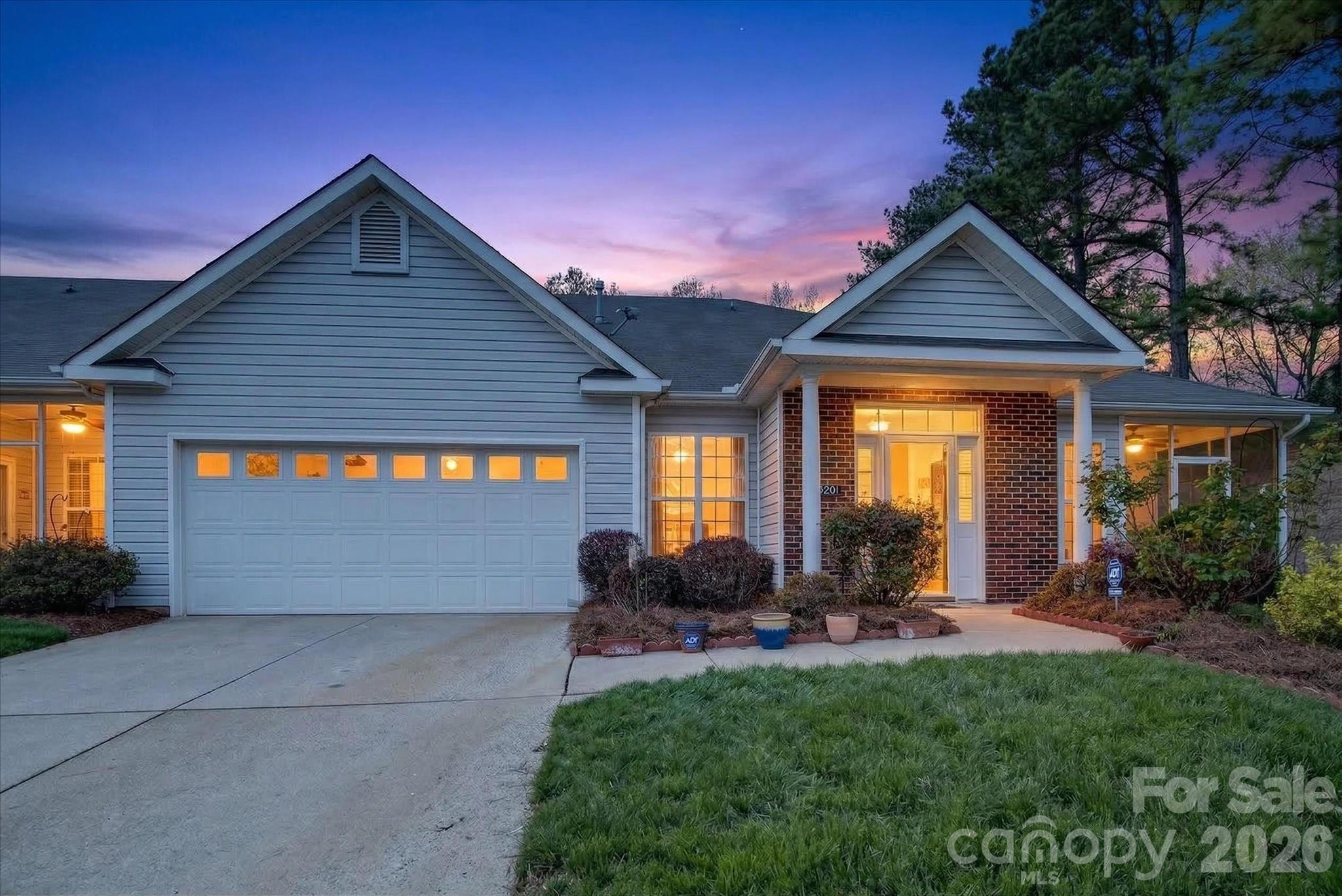 Huntington Ridge - Residential