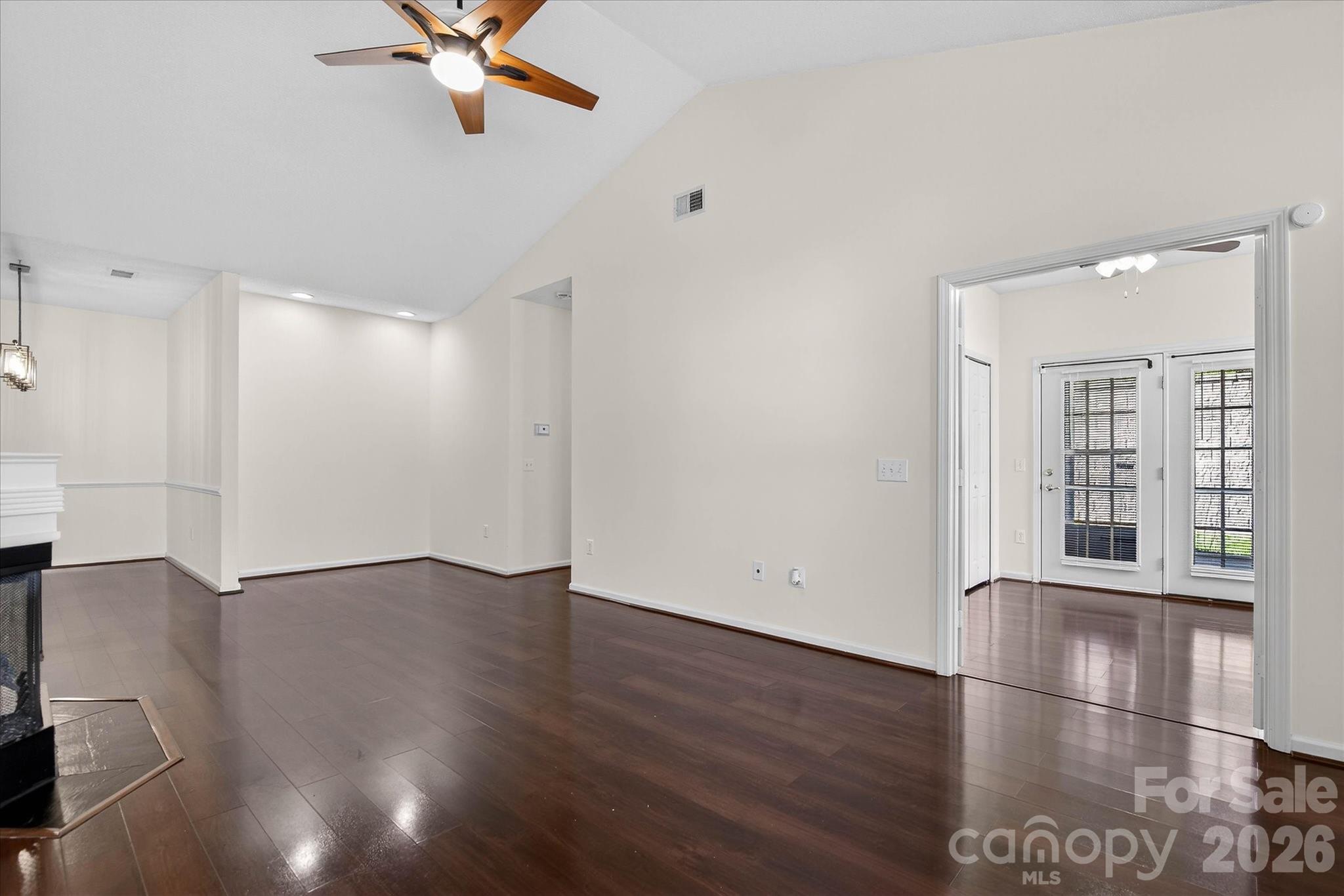 Huntington Ridge - Residential