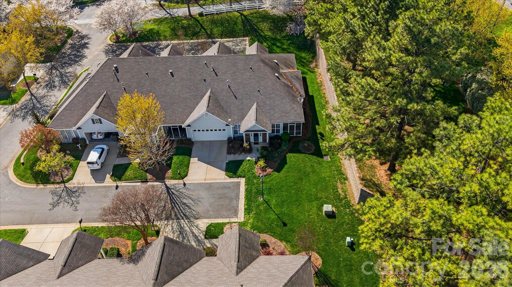 Huntington Ridge - Residential