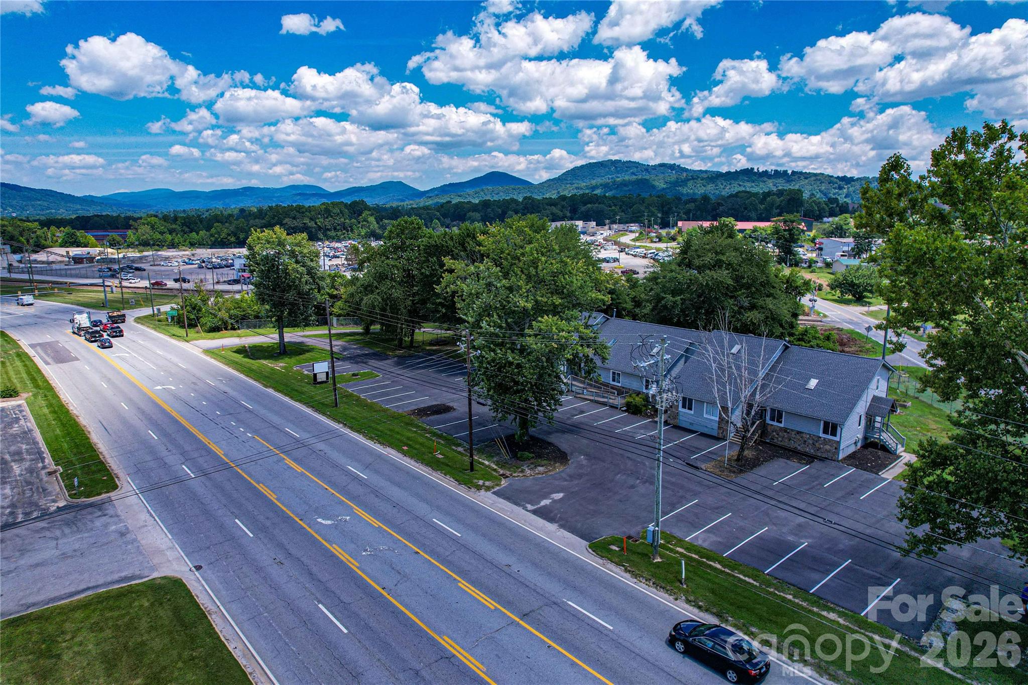 5030 Hendersonville Road