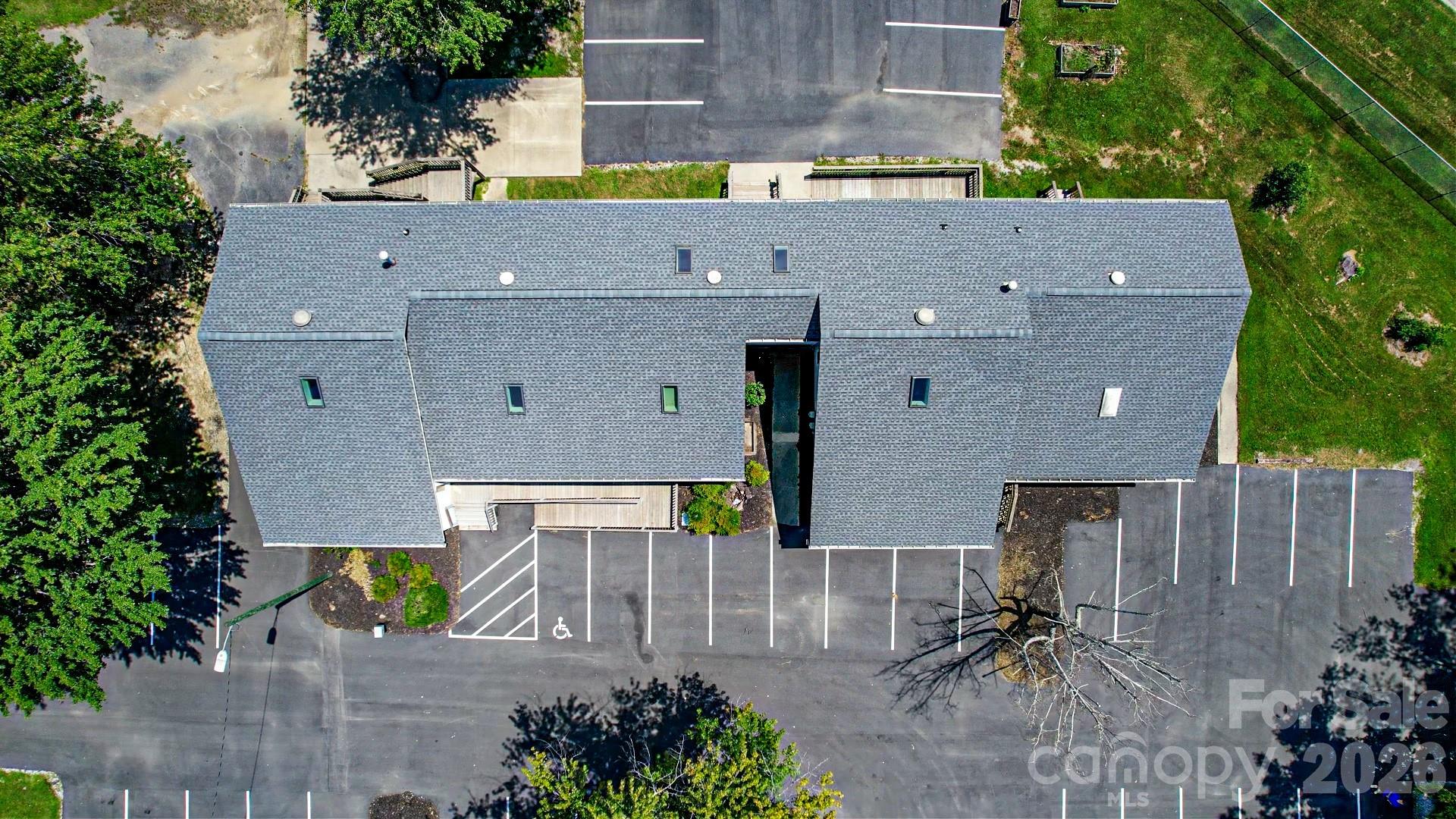 5030 Hendersonville Road