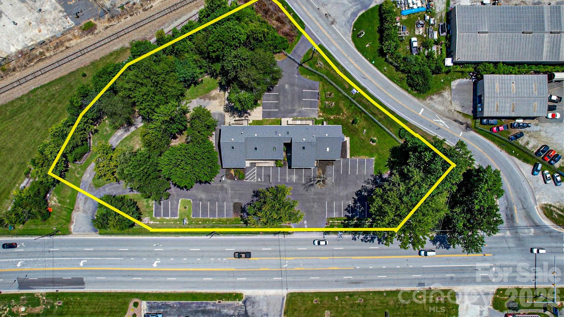 5030 Hendersonville Road