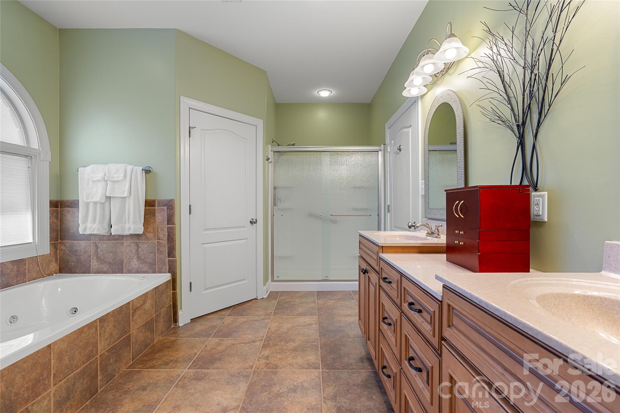 Bonito Ocaso in Crowell Farms - Residential