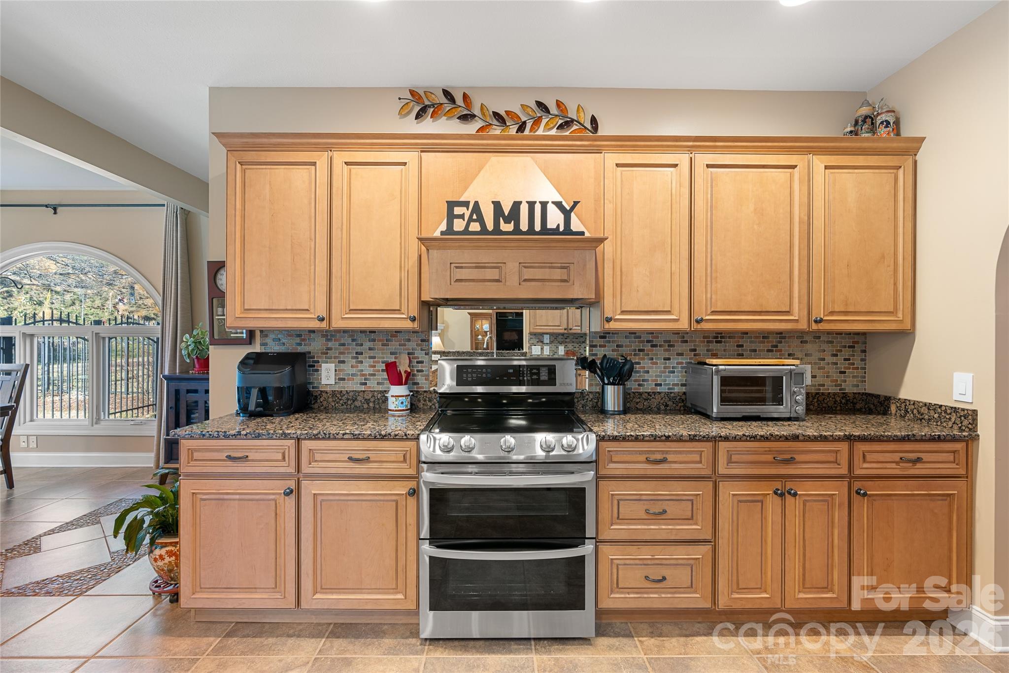 Bonito Ocaso in Crowell Farms - Residential