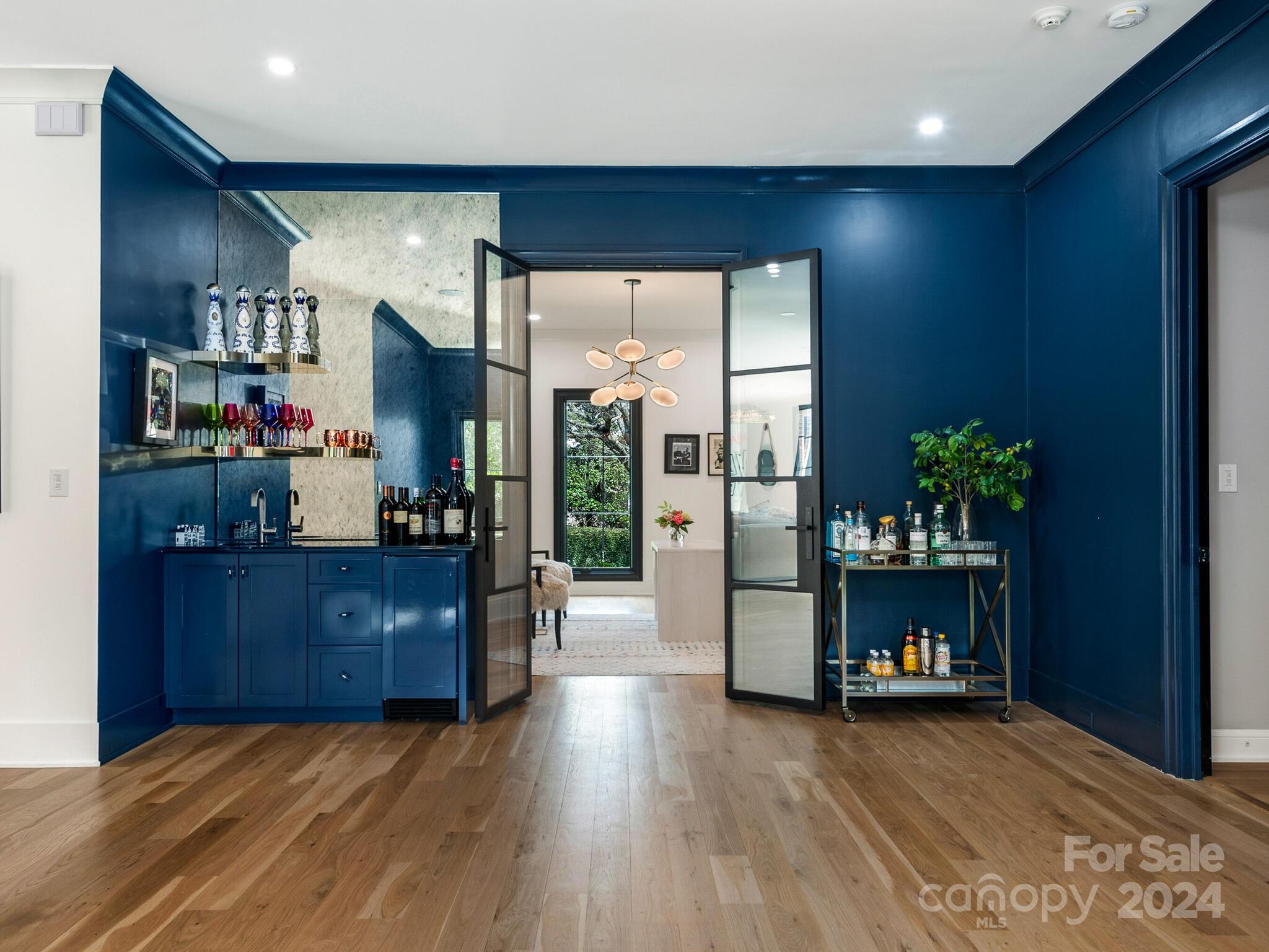 Seven Eagles - Residential