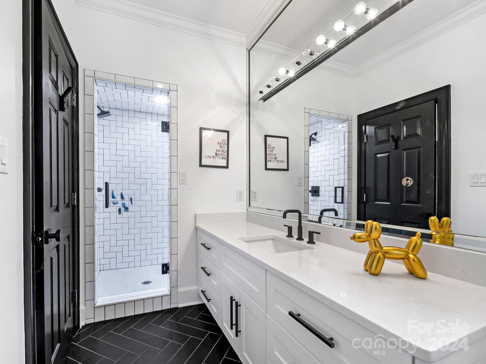 Seven Eagles - Residential