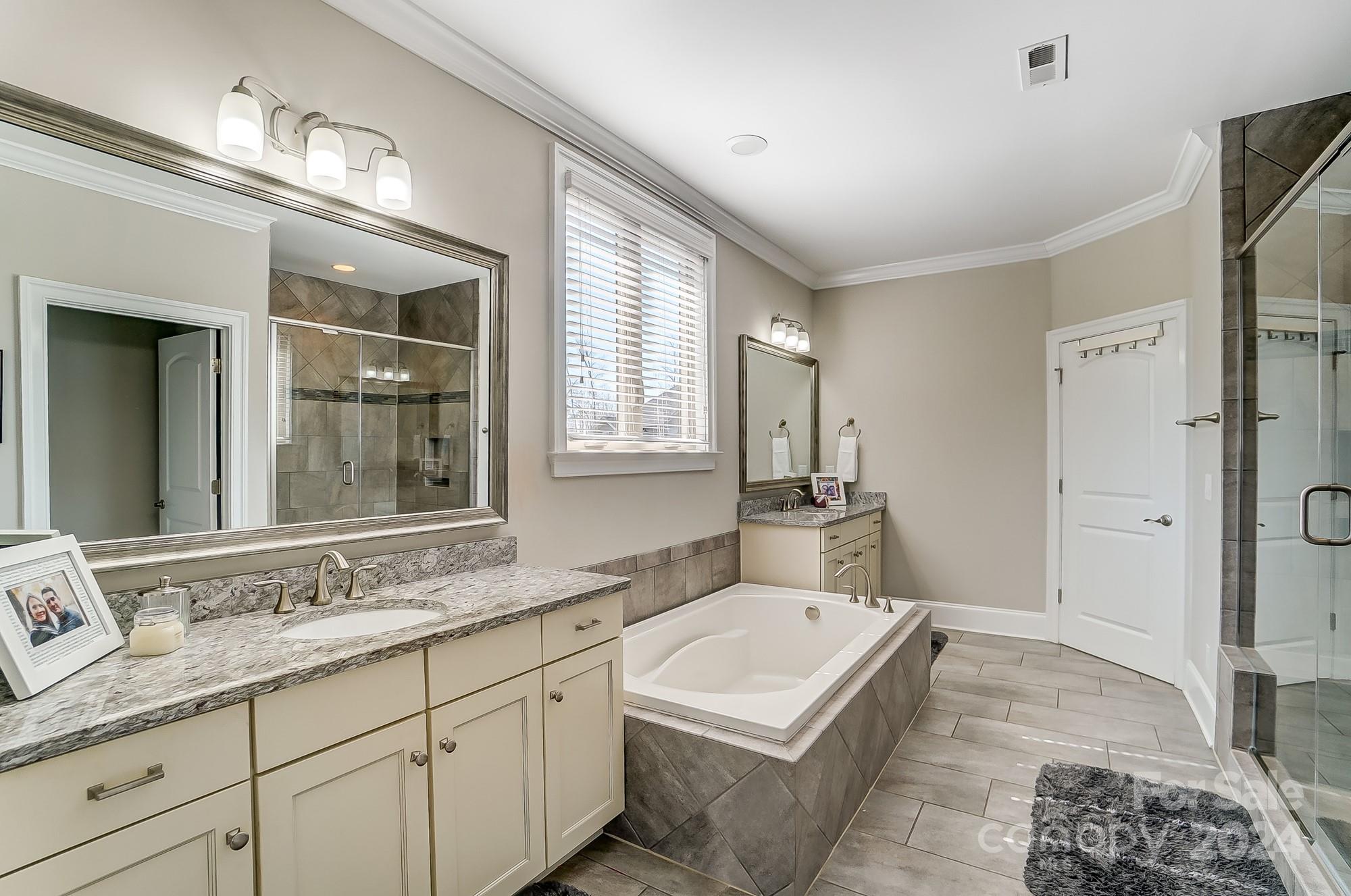 The Manors at Lake Ridge - Residential