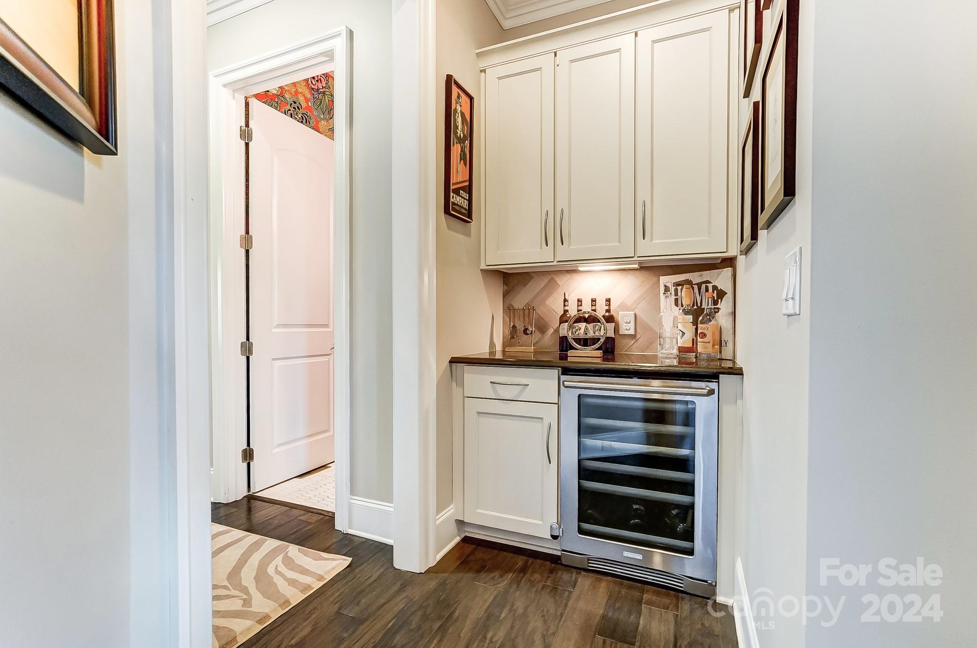 The Manors at Lake Ridge - Residential