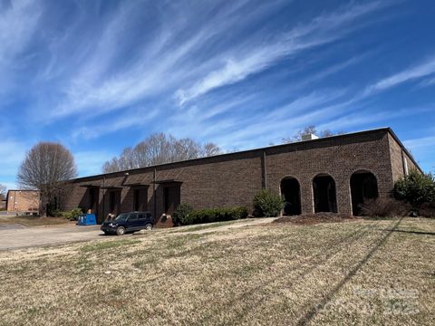 100 Somerset Drive NW Conover NC 28613