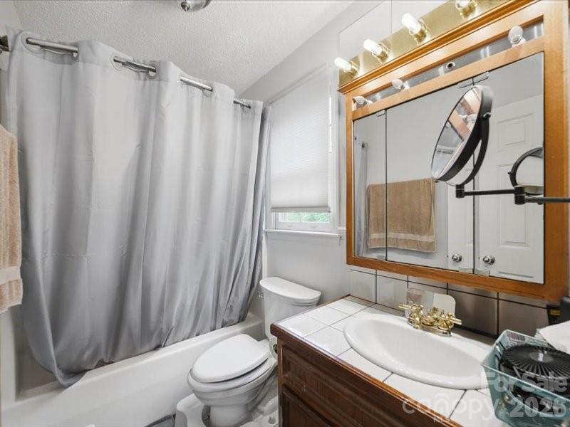 Granada Farms - Residential