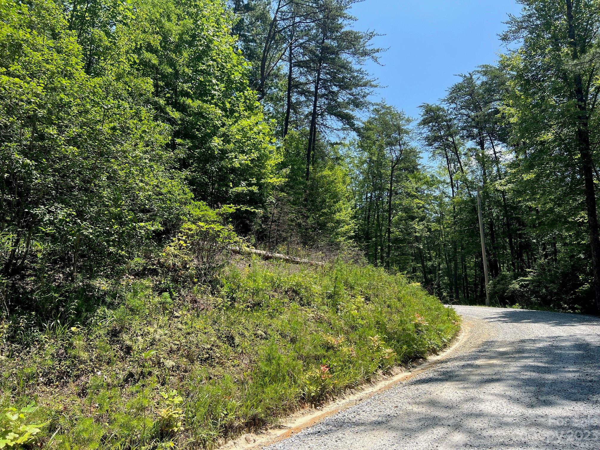 Round Mountain - Land