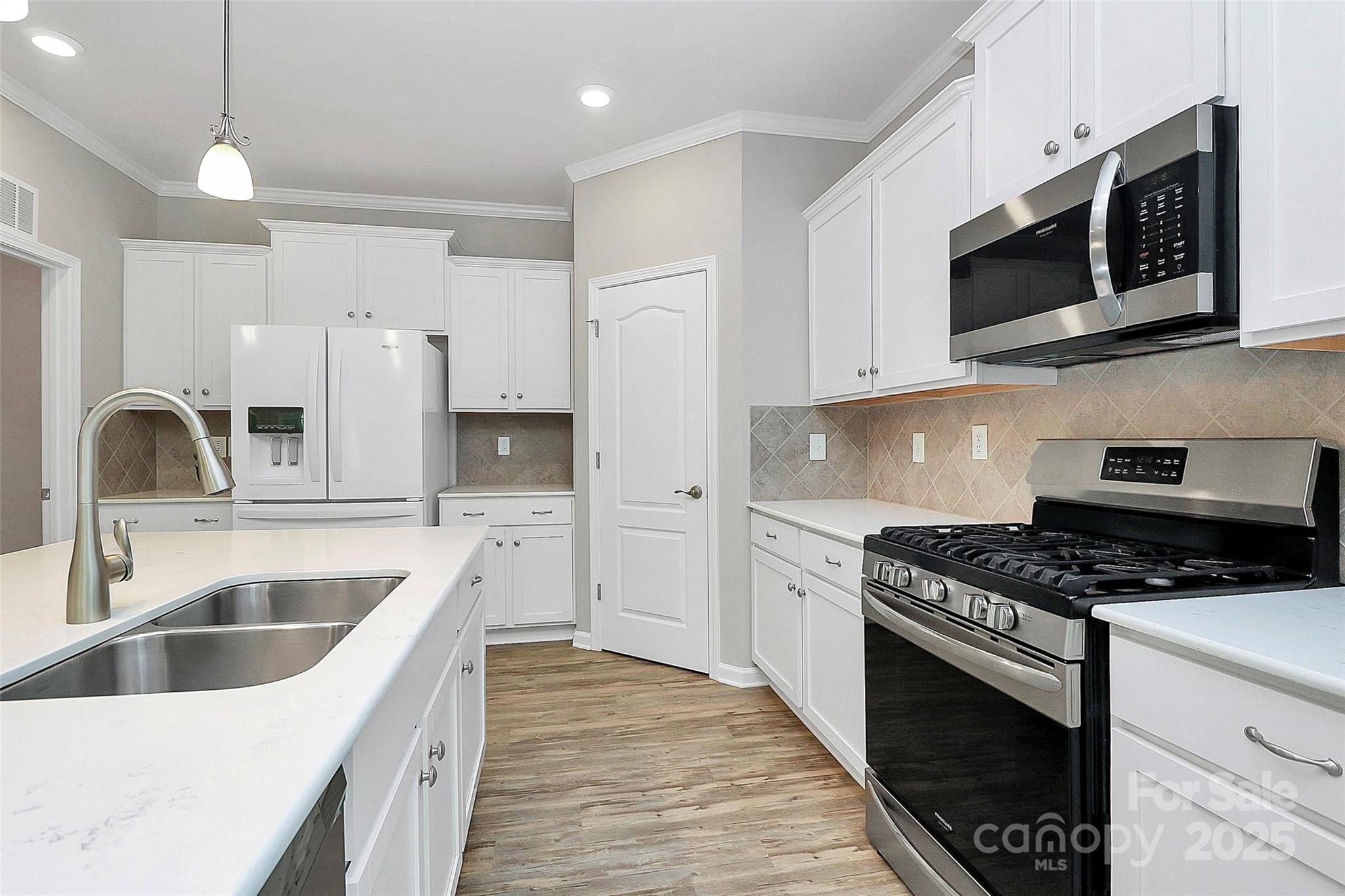 Tree Tops - Residential