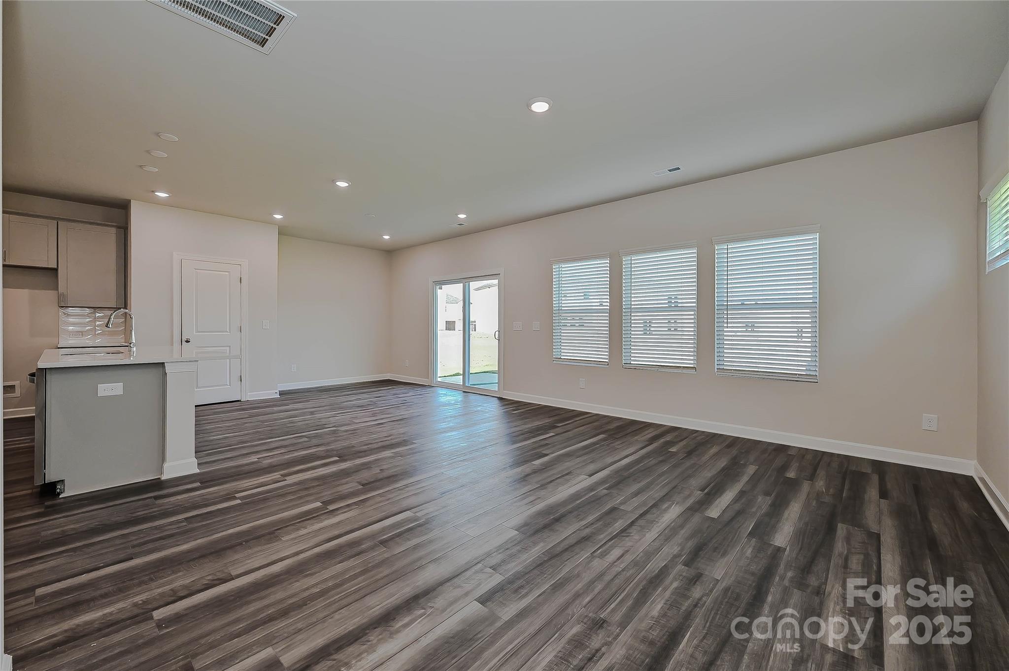 1433 Wildflower Street
